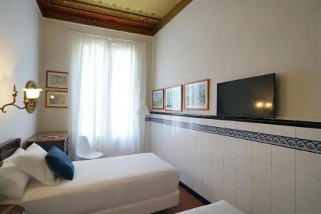 Medium Romantic - 93