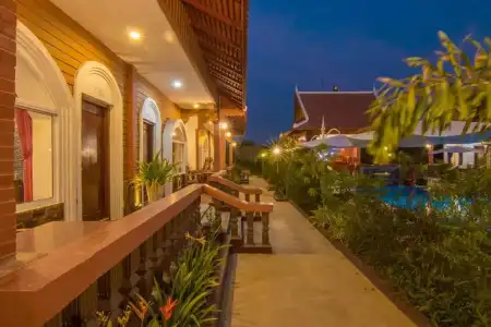 Ravorn Villa Boutique - 61