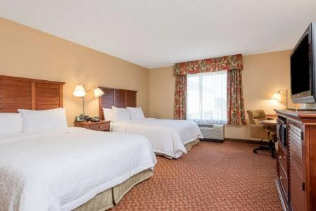 Hampton Inn & Suites Florence-North-I-95 - 46