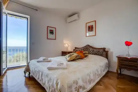 Sun Rose Apartments - 161
