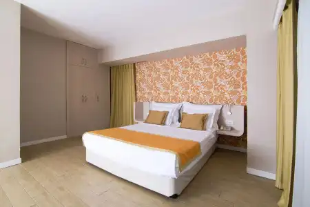 Mirage World - 11