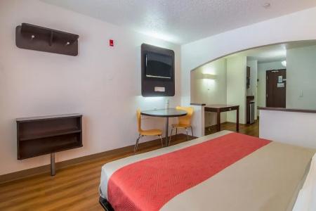 Motel 6 Dallas, TX - North - Richardson - 42