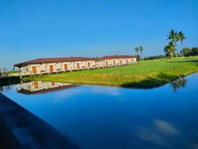 111 Resort and Spa - 8