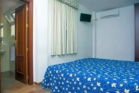 Hostal San Cayetano - 32