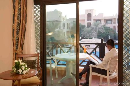 Novotel Bahrain Al Dana Resort - 6