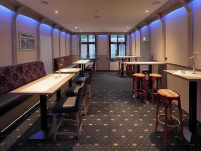 am Schloss Aurich - 8