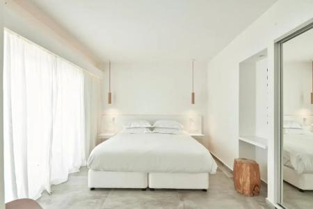 So White Club Resort - 46