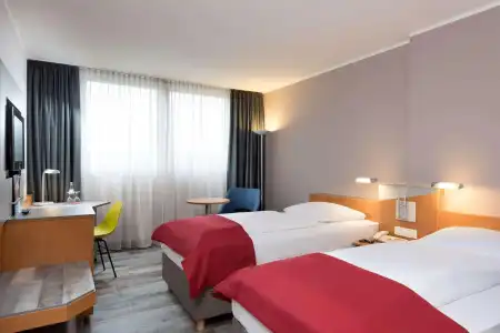 Ramada by Wyndham Hannover - 27
