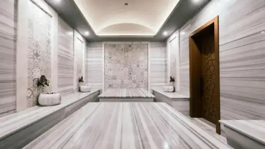 The Norm Collection Door'a - 22