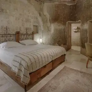 Hera Cave Suites - 49