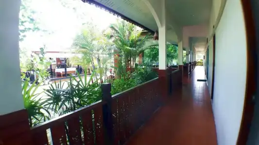 Khum Nakhon - 25