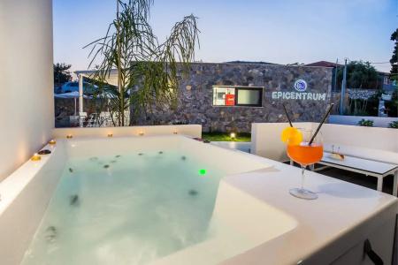Epicentrum Suites and Villa Oasis - 39