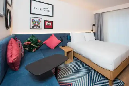 Hampton by Hilton London Park Royal - 47