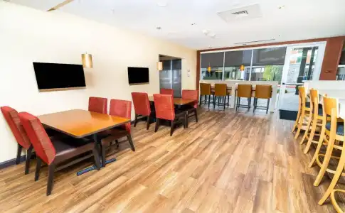 TownePlace Suites By Marriott Las Vegas Stadium District - 22