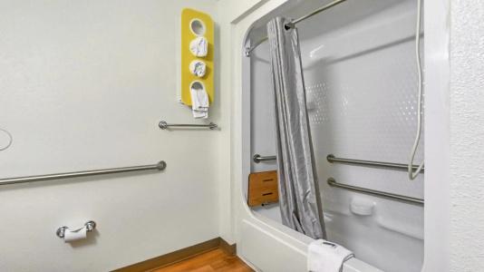 Motel 6 Killeen, TX - 7
