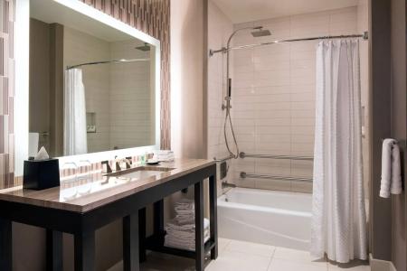 Cambria Downtown Phoenix Convention & Airport - 45