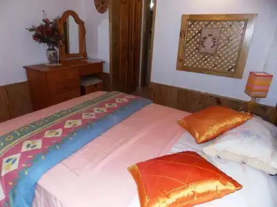 Le Manoir Guest House - 4