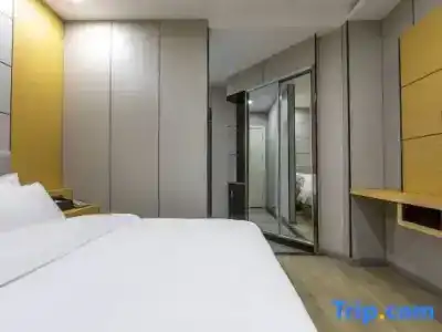 Borrman (Shanghai Hongqiao Airport ,West Xianxia Road ) - 5