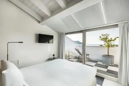 SeeBay - 1
