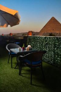 Turquoise Pyramids View - 18
