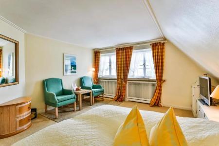 & Restaurant Jörg Müller - 12