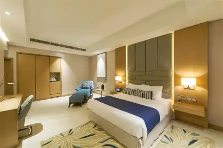 Royal Central and Resort The Palm - 10