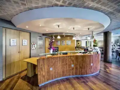 Novotel Suites Clermont Ferrand Polydome - 44