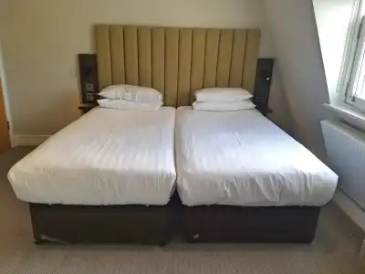 Garden Court - 3