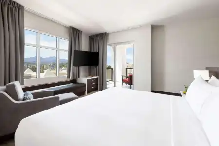 DoubleTree by Hilton Tucson Downtown Convention Center - 85