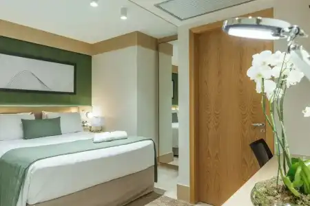 Cullinan Hplus Premium - 258