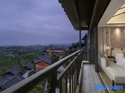 Absolute Twin Sands Resort & Spa - 230