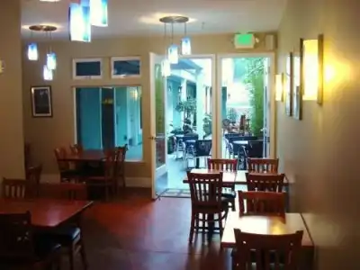 Pacific Blue Inn - 19