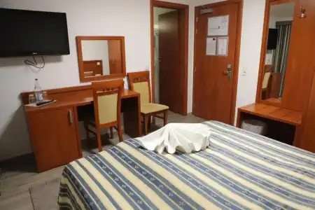 M-A-S-Hotel - 44
