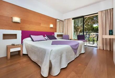 & Spa S'entrador Playa - 51
