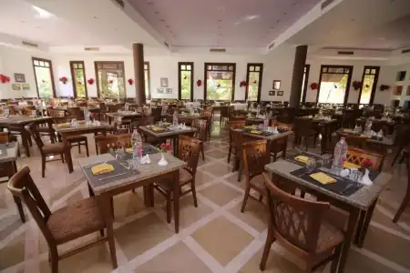 Tamra Beach Resort - 35