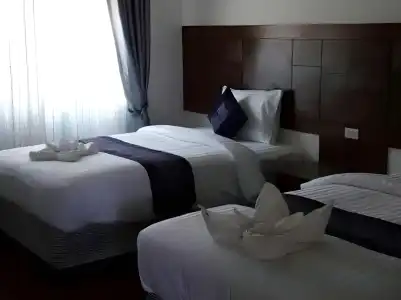 Buraphat Resort - 4