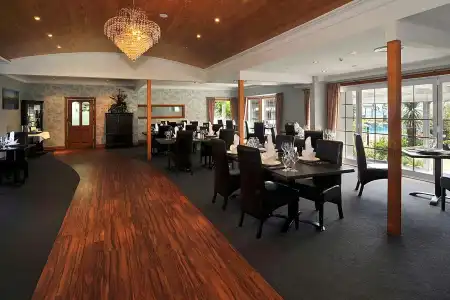 Wai Ora Lakeside Spa Resort - 15