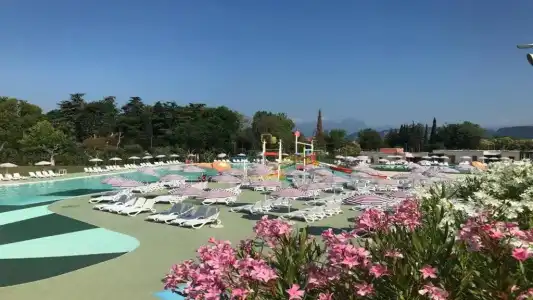 Sisan Family Resort - 34