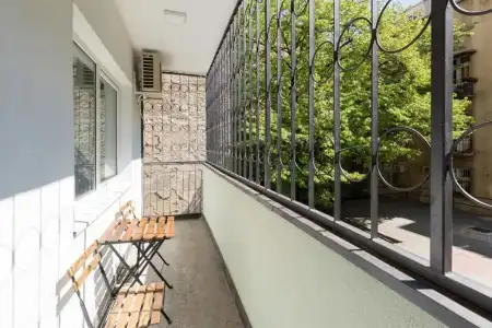 Premium Crown Suites - 115