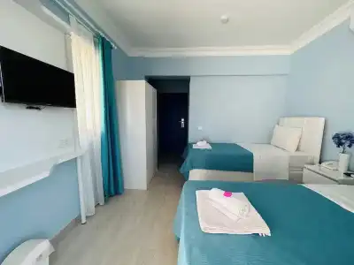 Marquis Blue - 4