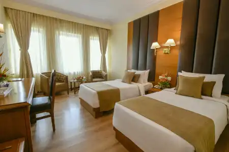 Peerless Kolkata - 105