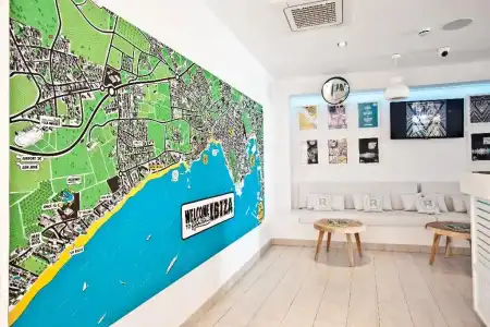 Ryans La Marina - 15