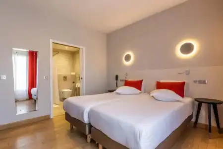Kyriad Saint Malo centre Plage - 186