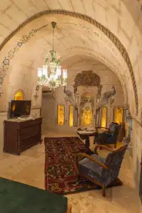 Solo Cave Suites - 57