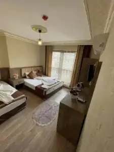 Özgür - 2