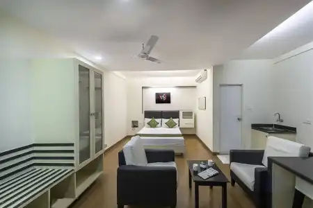 Annora - 3