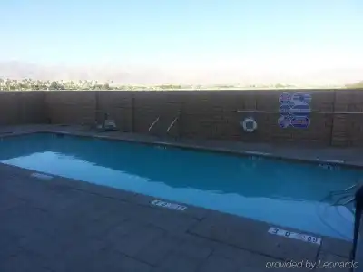 Holiday Inn Express & Suites Indio - Coachella Valley by IHG - 11