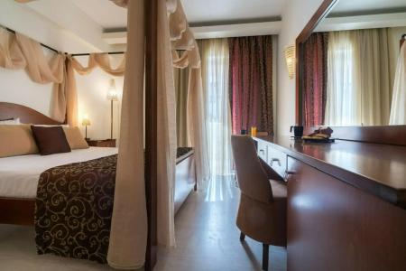 Zante Park Resort Spa, BW Premier Collection - 83