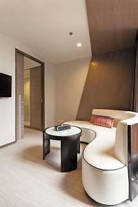 Hyatt Place Bangkok Sukhumvit 1 - 66