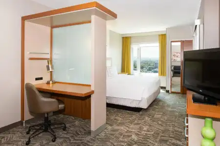 SpringHill Suites by Marriott Las Vegas Convention Center - 30
